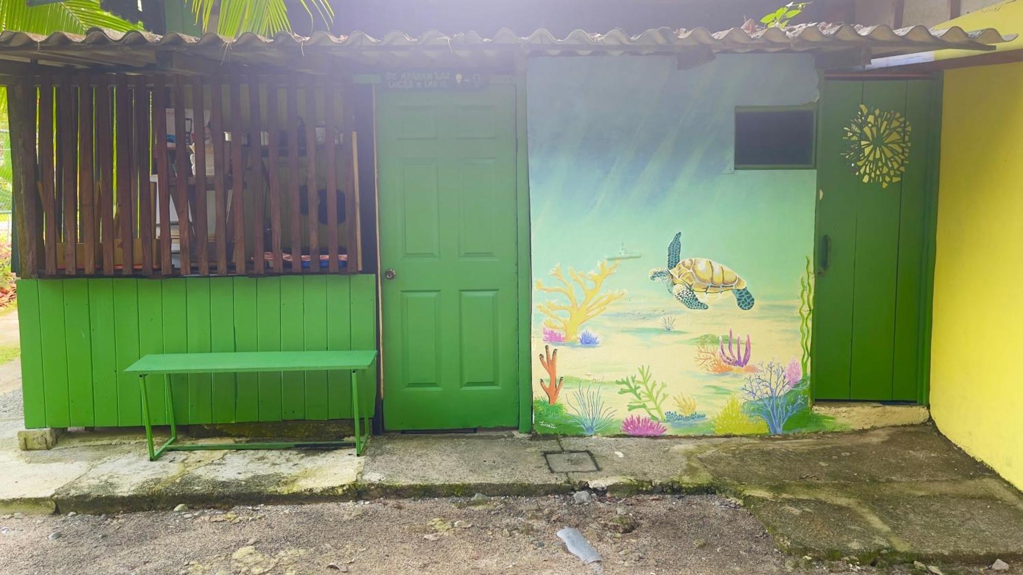 Casa Mamre Hostel Cahuita Bagian luar foto
